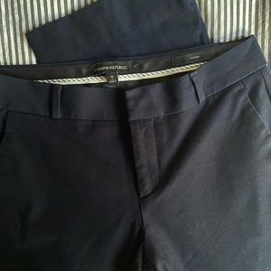 Never Worn Banana Republic Logan pants in black